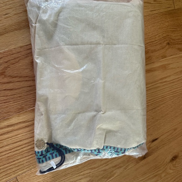 Fleming Soft Spectator Quilted  Leather Convertible Shoulder Bag. - Picture 11 of 11